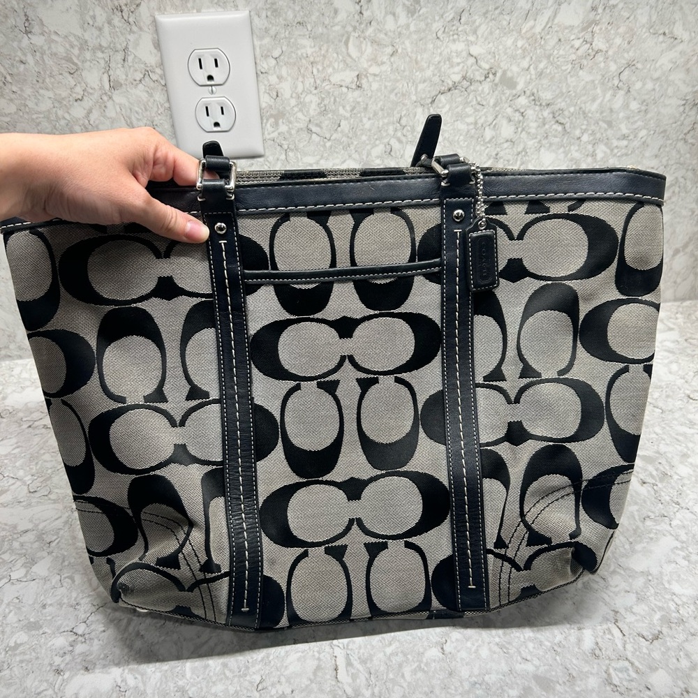 Coach Black and Beige Signature Canvas Tote